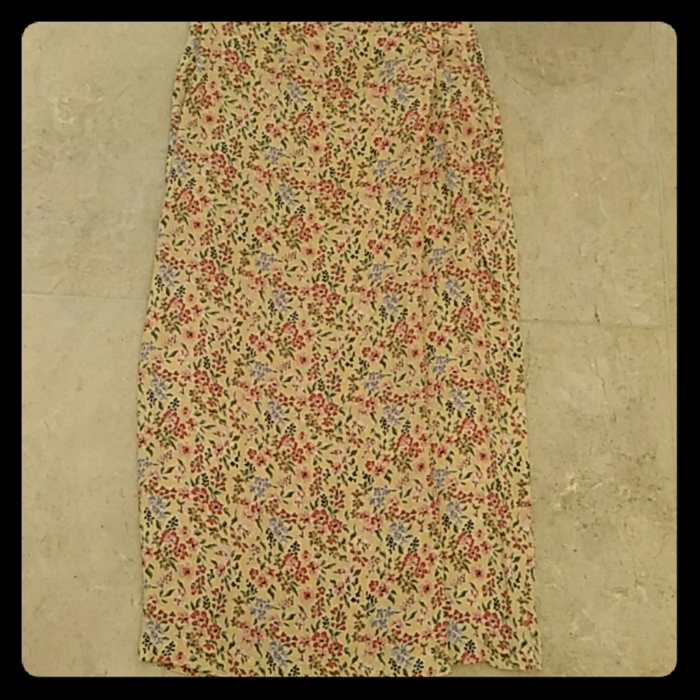 NWOT Floral Maxi Skirt